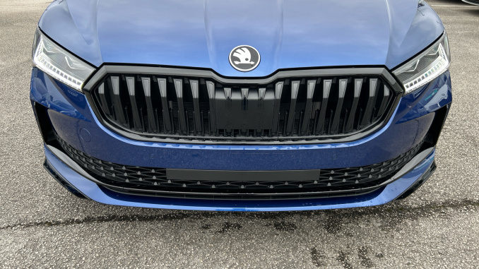 Skoda Superb 1.5 TSI e-TEC Sportline 5dr DSG Petrol Hatchback - Image 54